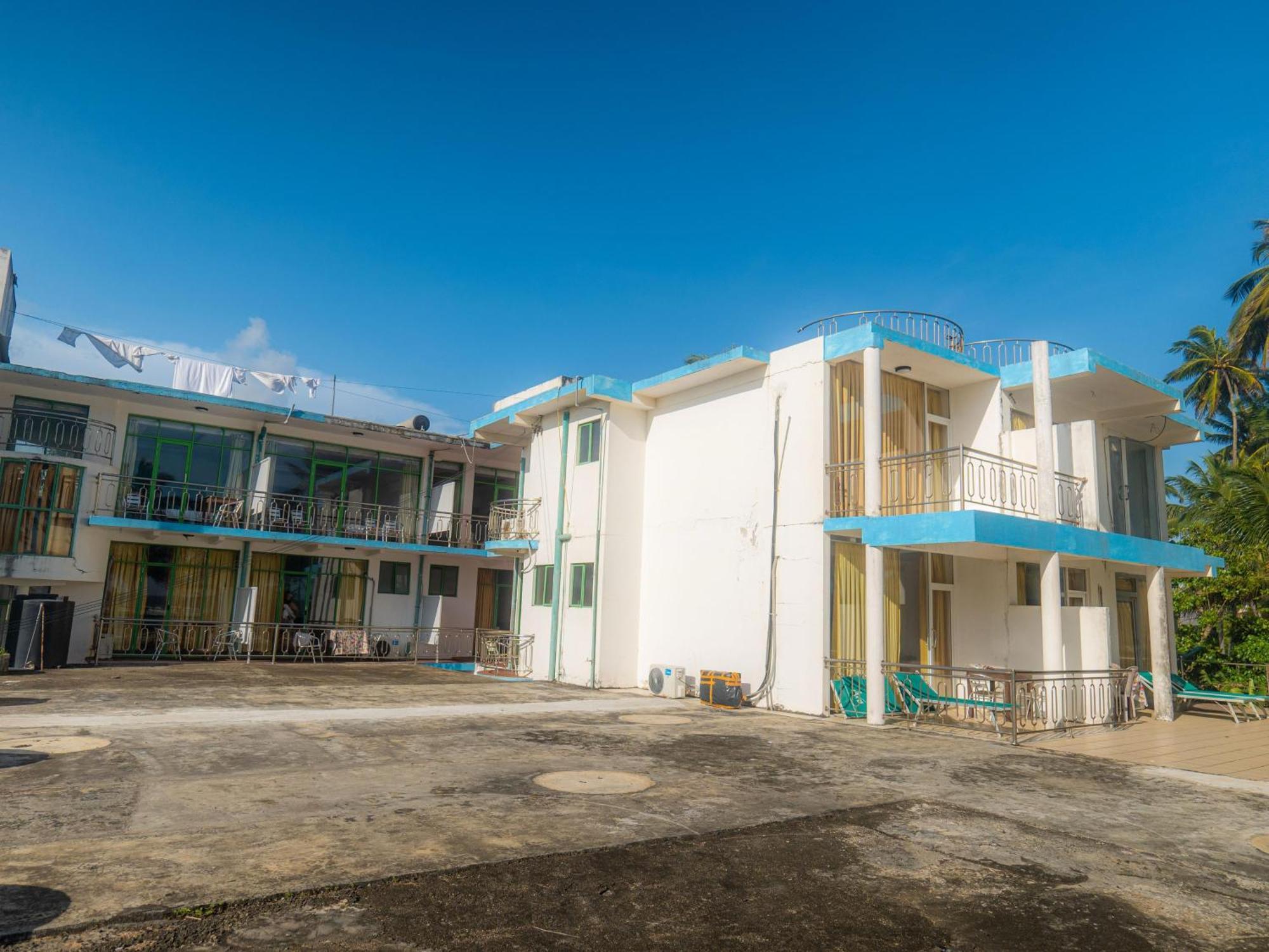 Amaya Beach Hotel Dikwella Exterior photo